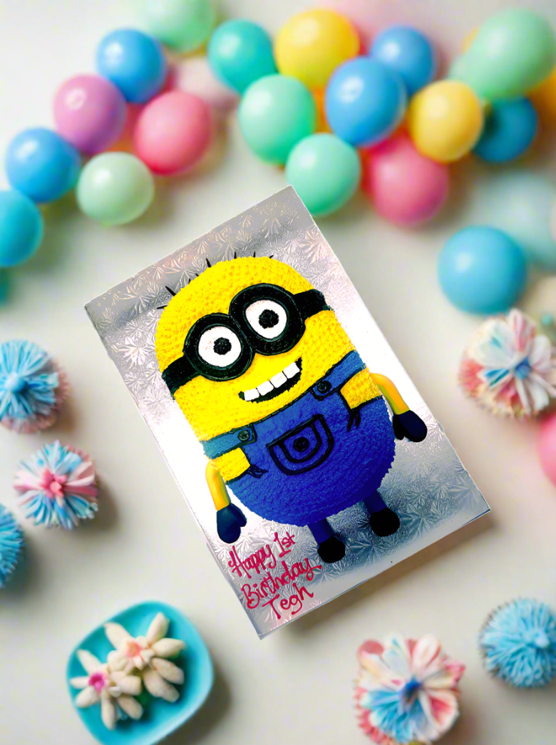 Tegh Minion Molded Cake