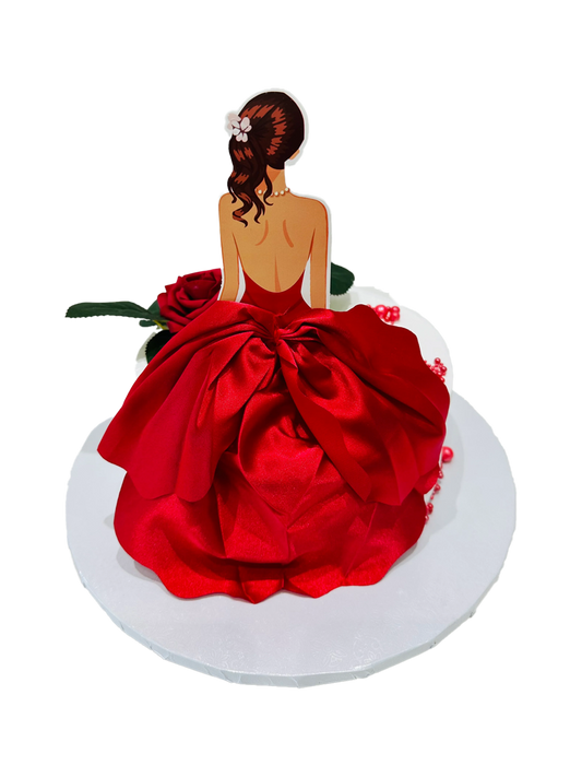 RED QUEEN BIRTHDAY CAKE