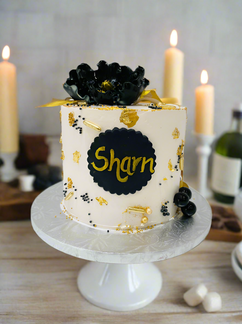 Sharn Ivory & Gold Cream Cake