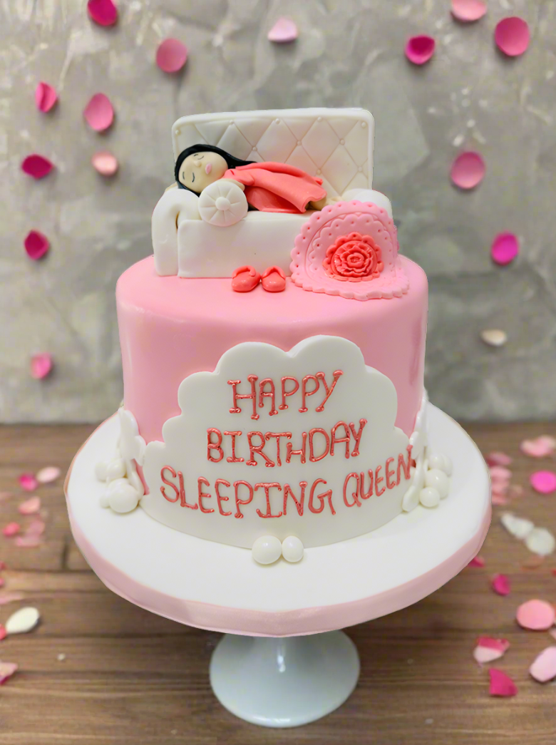 Sleeping Queen Fondant Cake