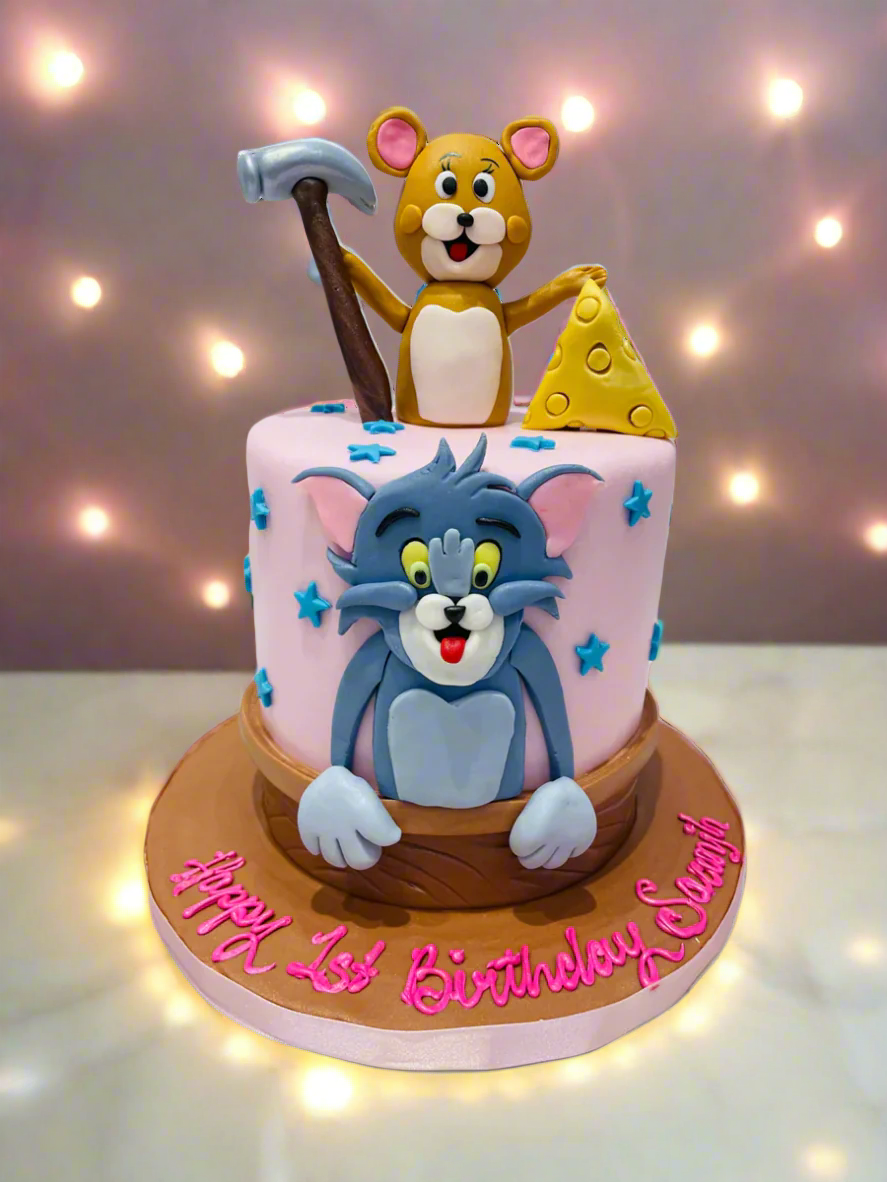 Tom & Jerry Fondant Cake